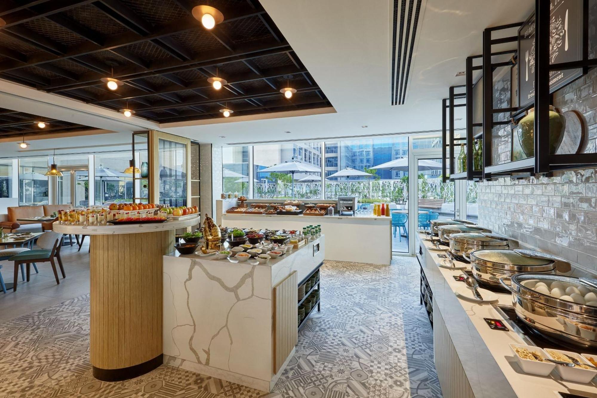 Courtyard By Marriott Jubail Hotel Exterior foto