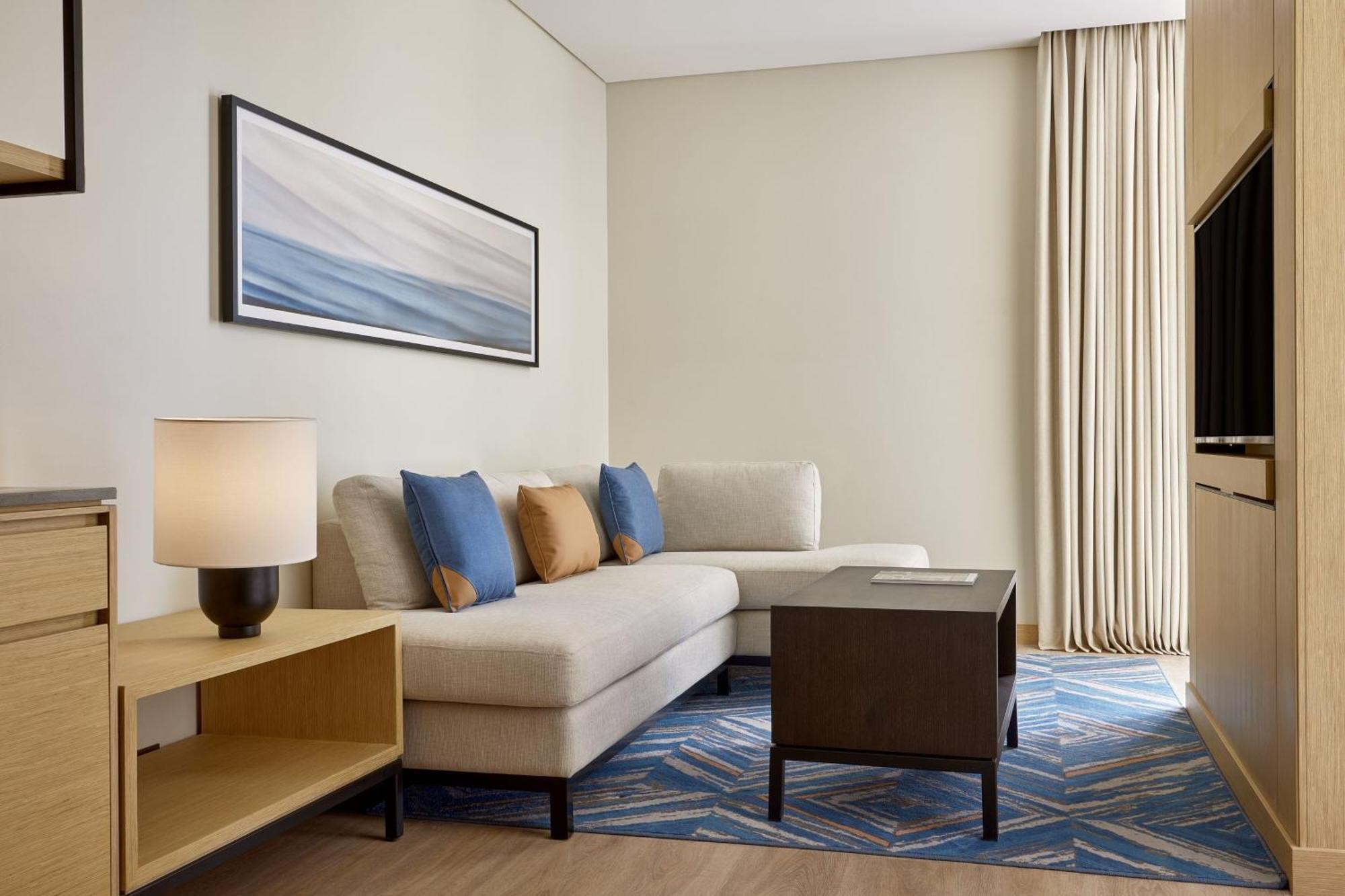 Courtyard By Marriott Jubail Hotel Exterior foto