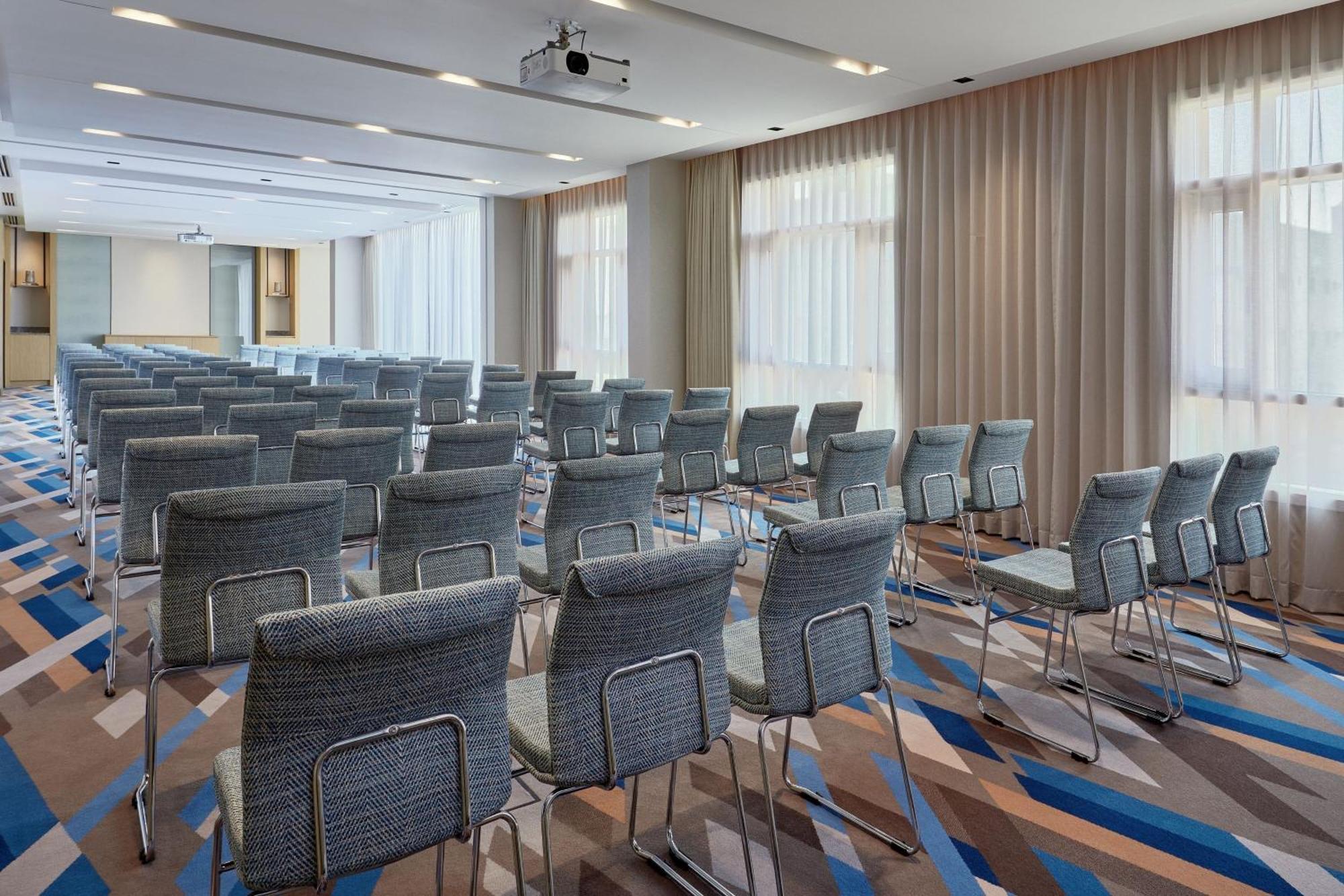 Courtyard By Marriott Jubail Hotel Exterior foto