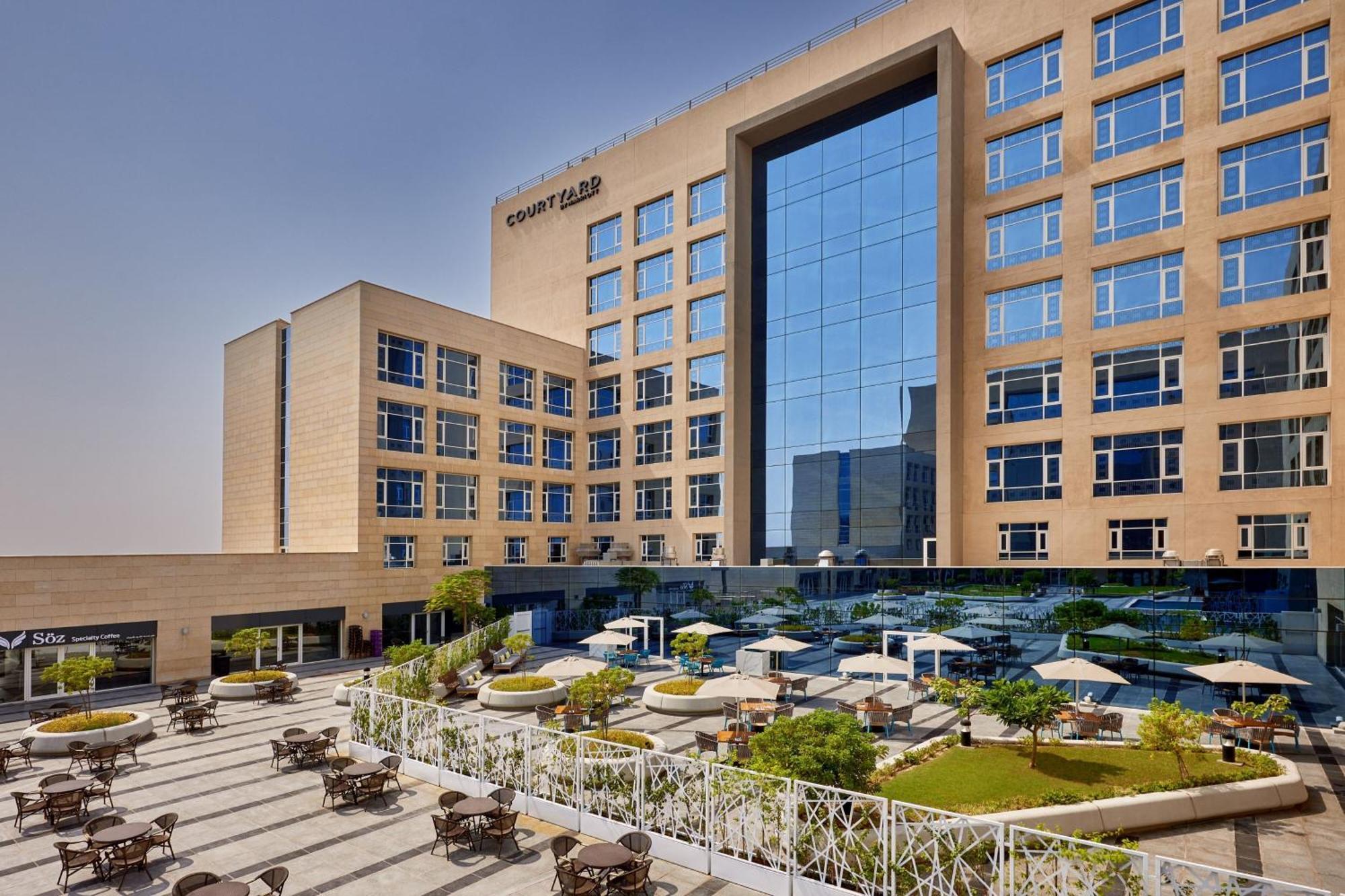Courtyard By Marriott Jubail Hotel Exterior foto