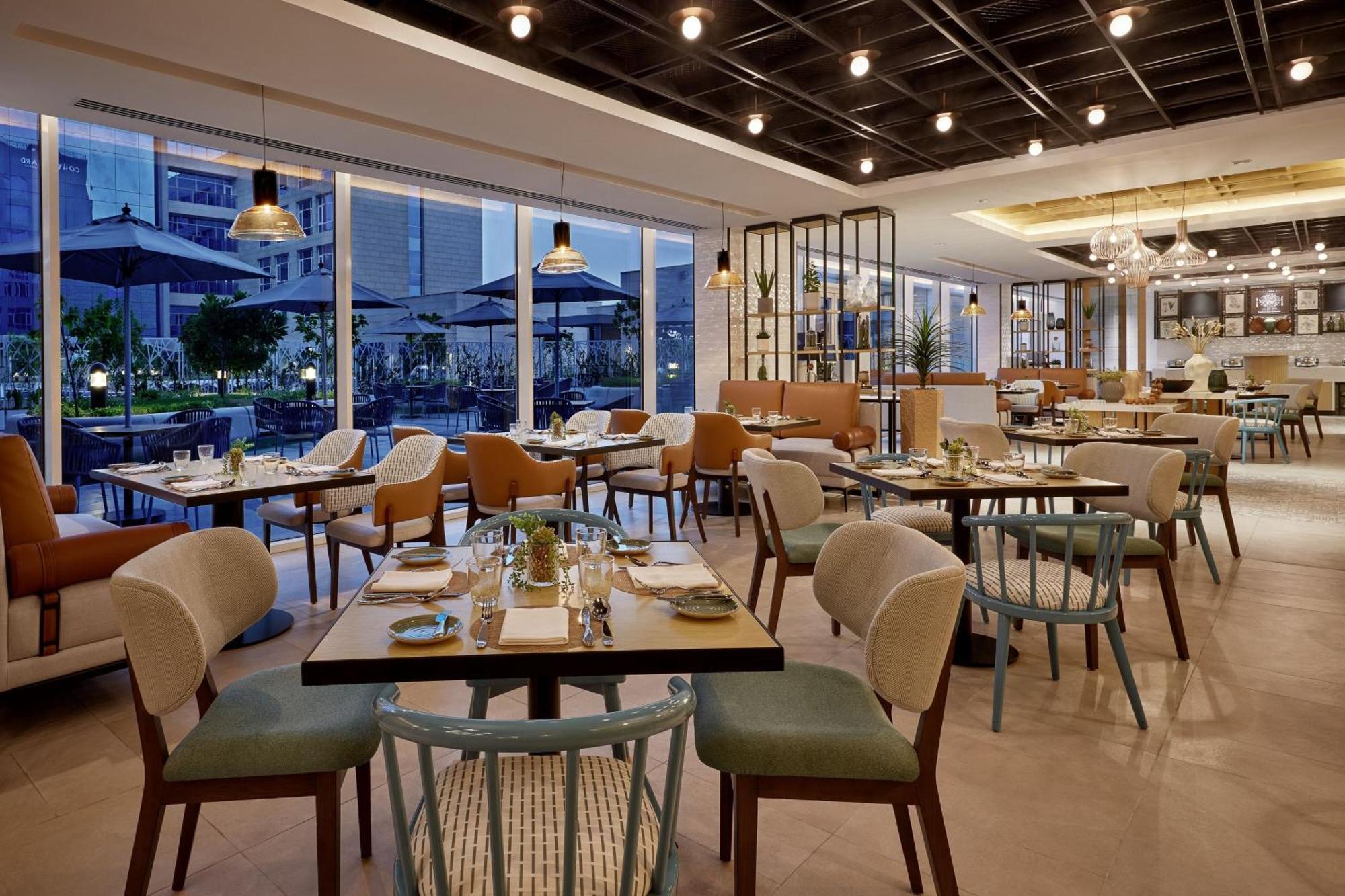 Courtyard By Marriott Jubail Hotel Exterior foto